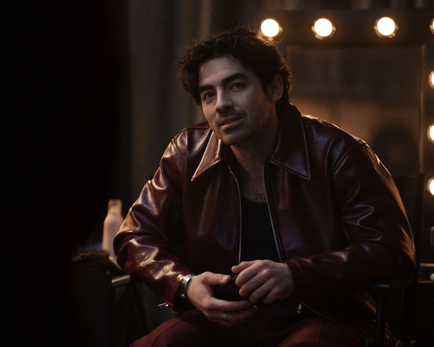 「ベリー・ジョナス・クリスマス・ムービー」より、次男のジョー・ジョナス