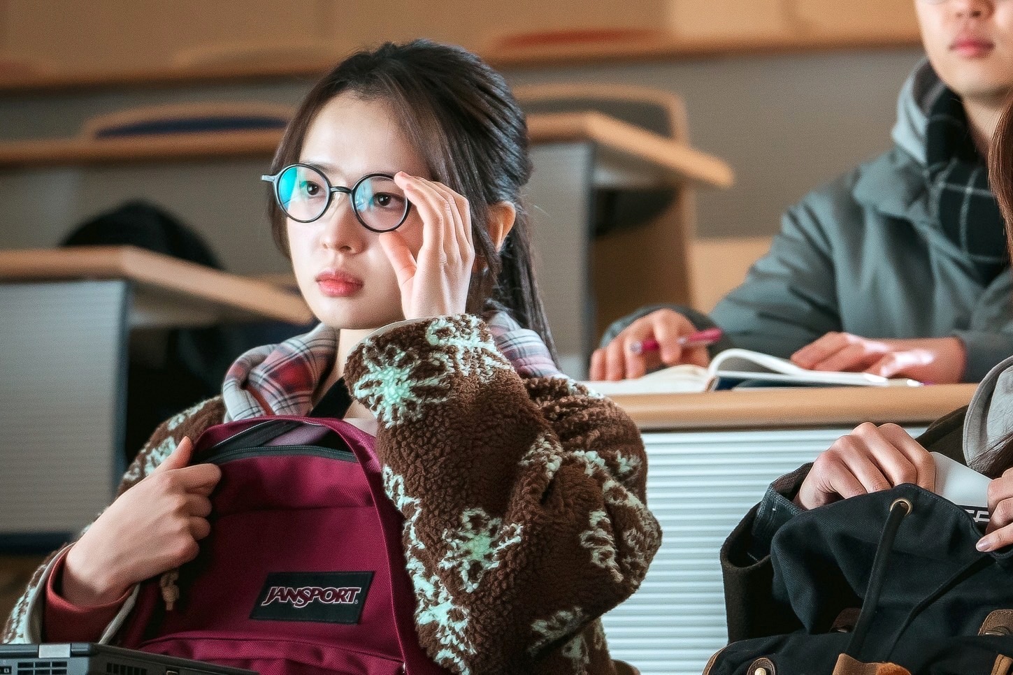 韓国ドラマ「第4次恋愛革命 ～出会いはエラー：恋はアップデート～」場面写真