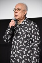 「おいしい給食 炎の修学旅行」大ヒット記念舞台挨拶に登壇した小堺一機