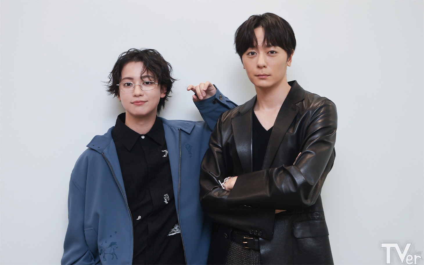 左からゆうたろう、犬飼貴丈