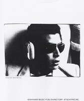 舘ひろしデビュー50周年記念ポップアップショップで販売される、Ambient Shaolin Effect（浮遊少林響効）コラボのHeadphone Teeのデザイン（サイズ：M、L、XL、XXL / 税込8250円）