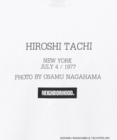 舘ひろしデビュー50周年記念ポップアップショップで販売される、NEIGHBORHOOD（ネイバーフッド）コラボTシャツのクレジット（サイズ：M、L、XL、XXL / 税込1万4300円）