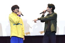 左から知念英和、日野友輔