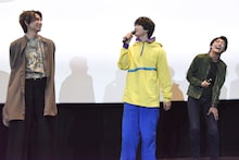 左から庄司浩平、知念英和、日野友輔