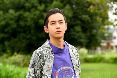 ドラマ「家庭教師の岸騎士です。」場面写真。八神慶仁郎演じるミノル