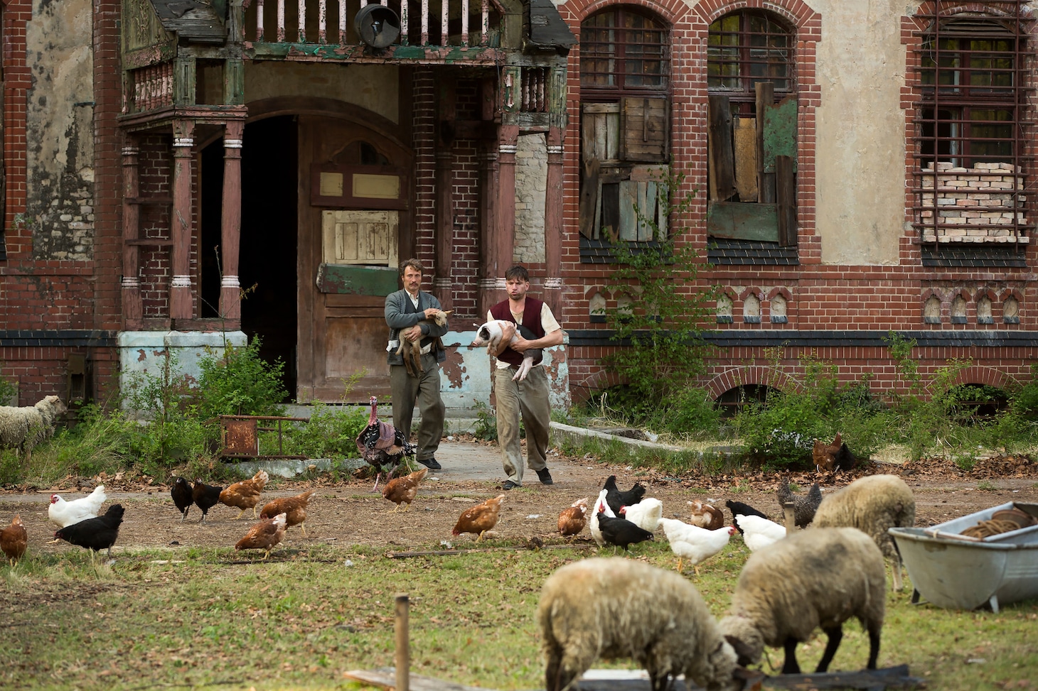 「メン＆チキン」新場面写真