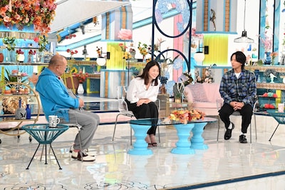 「A-Studio+」11月14日放送回の様子。左から笑福亭鶴瓶、井川遥、藤ヶ谷太輔