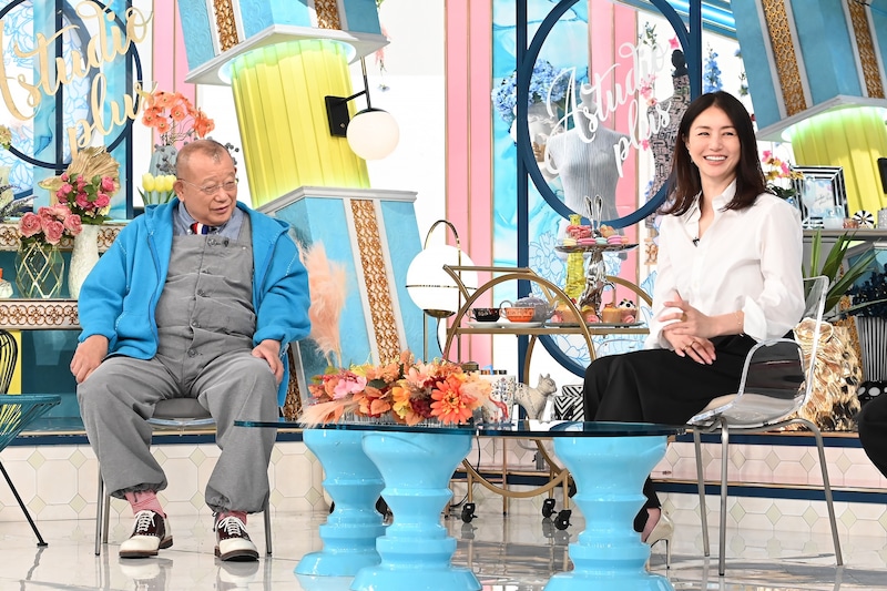 「A-Studio+」11月14日放送回の様子。左から笑福亭鶴瓶、井川遥