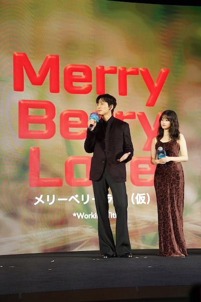 「ディズニープラス・オリジナル・プレビュー 2025」に登壇したチ・チャンウク（左）と今田美桜（右）