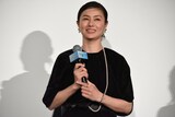 「平場の月」初日舞台挨拶に登壇した井川遥