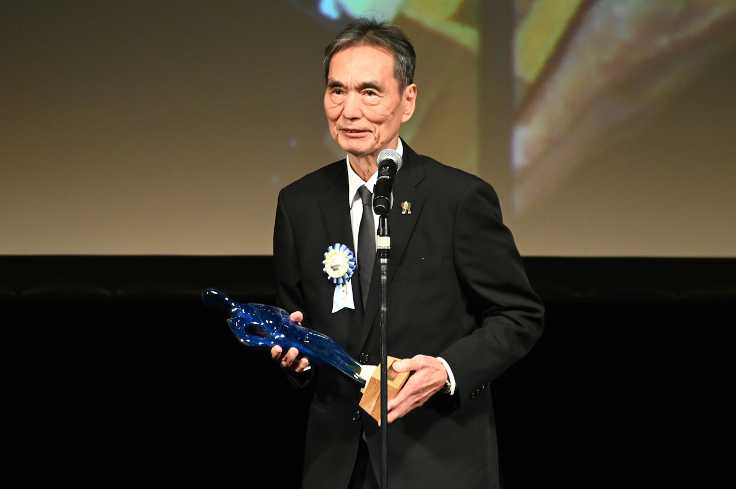 第17回TAMA映画賞の授賞式に登壇した長塚京三