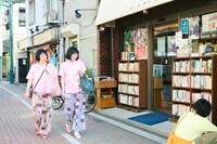 「ひらやすみ」に本人役で出演する阿佐ヶ谷姉妹