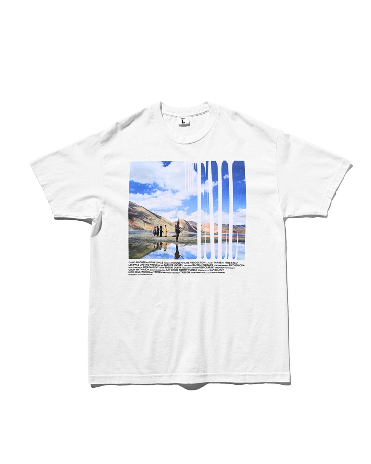 「落下の王国」とweberのコラボTシャツ発売、販売劇場限定であのアイマスクを配布