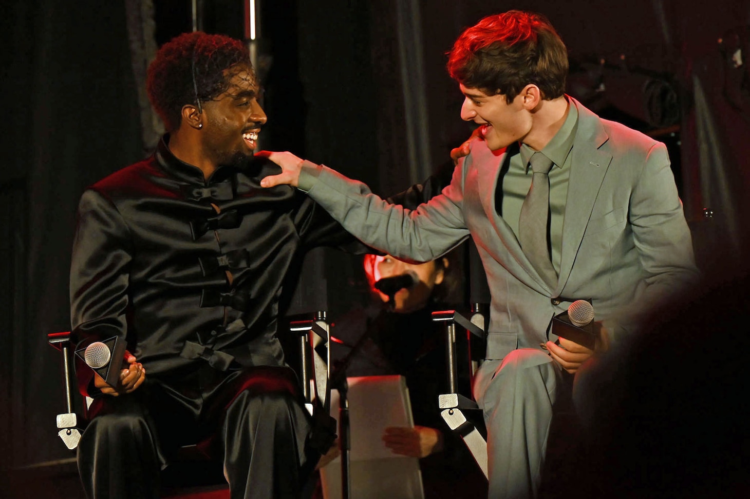 左からケイレブ・マクラフリン、ノア・シュナップ