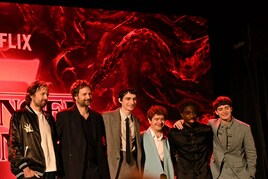 「ストレンジャー・シングス」キャストとファンが別れ惜しむ、“最後の”来日イベント