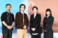 NHK特集ドラマ「火星の女王」試写会の様子。左から滝藤賢一、菅田将暉、シム・ウンギョン、岸井ゆきの