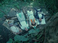 「ひみつきちのつくりかた」場面写真