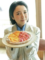 書籍「Bite! The World 上白石萌音と世界をガブリ！（タイトル未定）」イメージカット（書籍への収録は未定）©集英社 撮影 / 横山創大