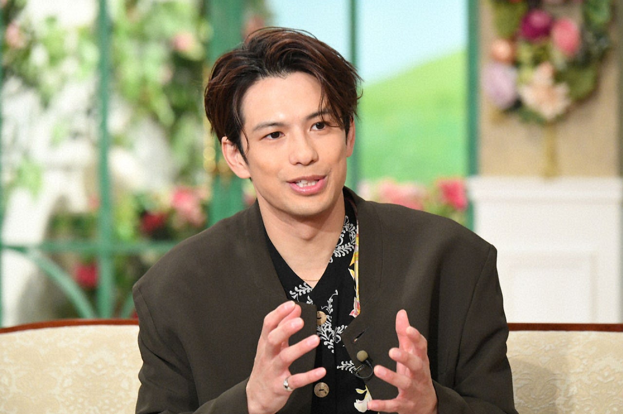 「徹子の部屋」11月26日放送回に出演する森崎ウィン。