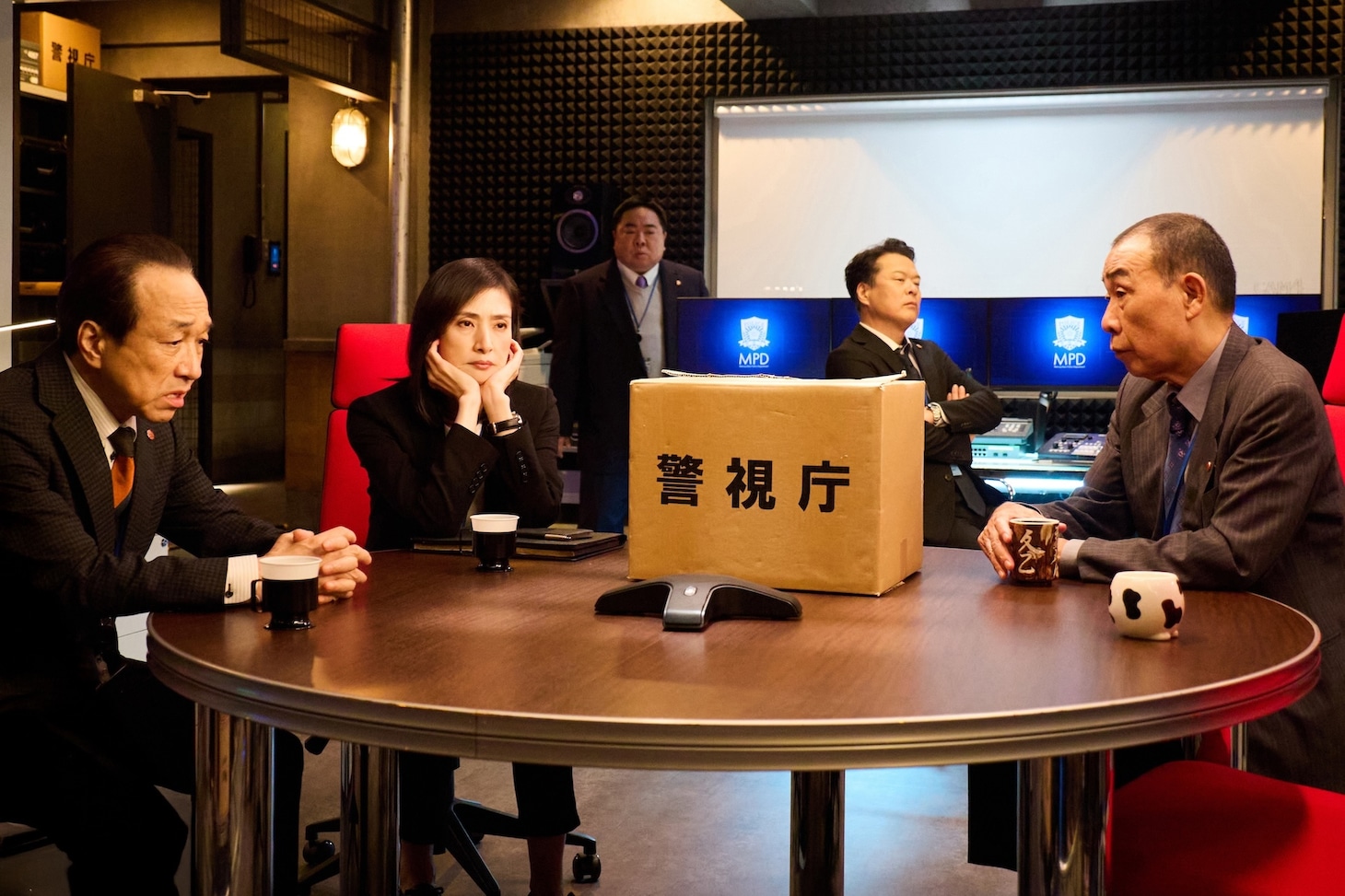 「緊急取調室 FINAL CROSSROAD」場面写真