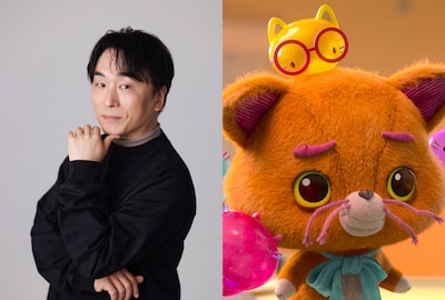 関智一（左）、ヴェラが子供の頃に大切にしていたぬいぐるみ・チャムズリー（右）