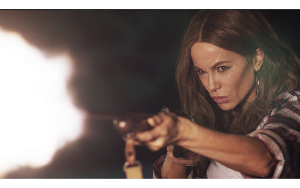 「ストールン・ガール 真実の行方」場面写真 ©2025 STOLEN GIRL LLC