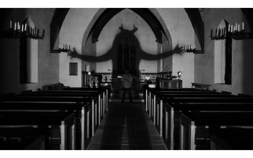 「オベックス 電脳世界」場面写真 ©2025 Concatix, LLC