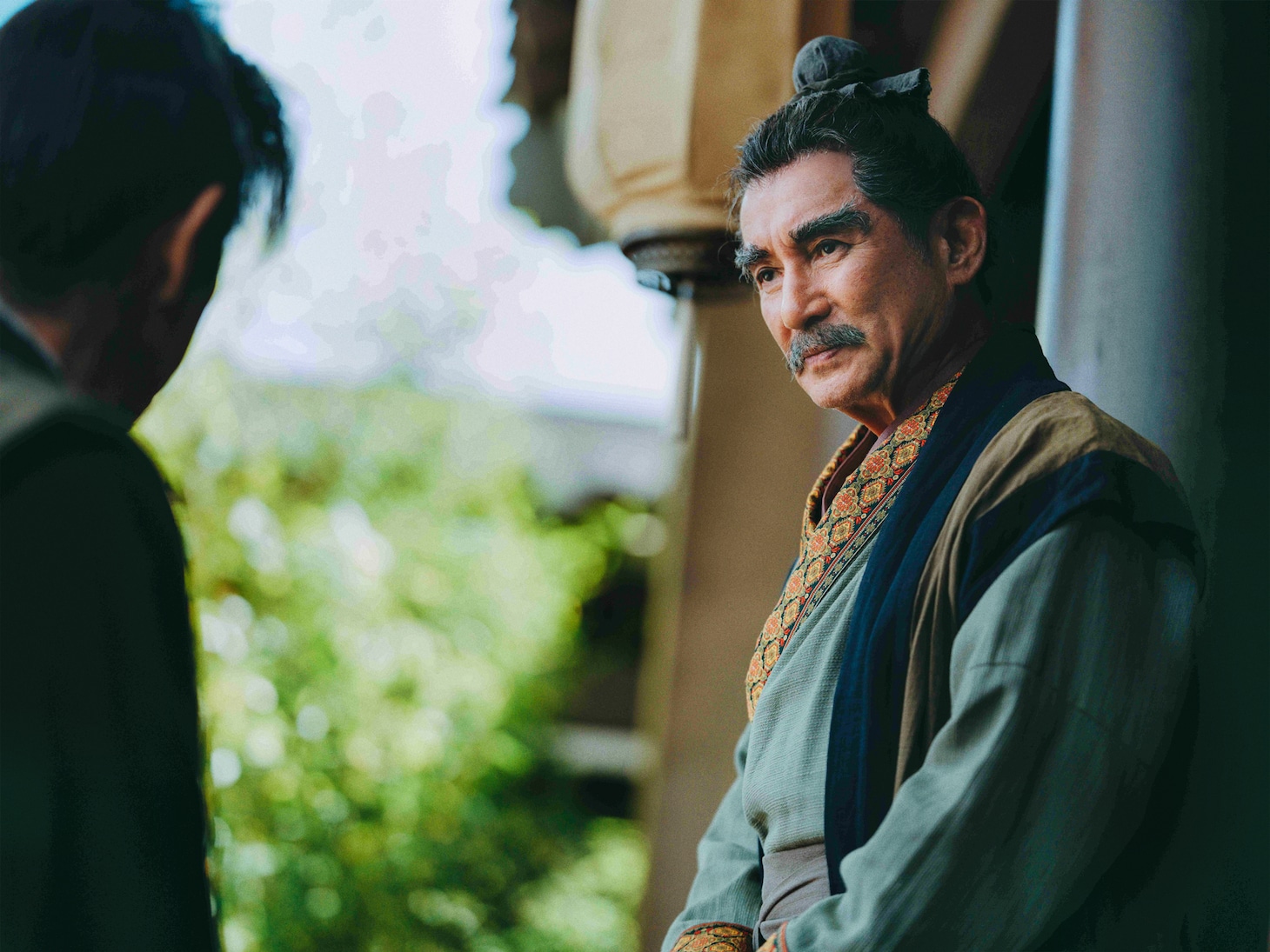 ドラマ「北方謙三 水滸伝」場面写真。田中健演じる史礼（しれい）は、荒くれ者である史進の父