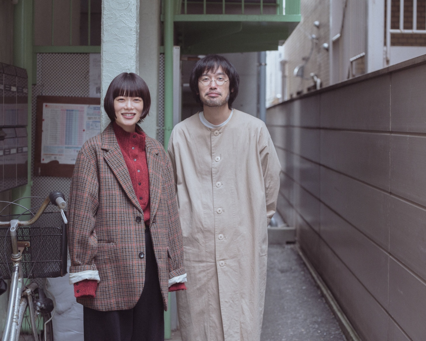 「冬のなんかさ、春のなんかね」でタッグを組む杉咲花（左）、今泉力哉（右）