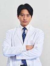 ドラマ「ヤンドク！」より、向井理が演じる医師・中田啓介