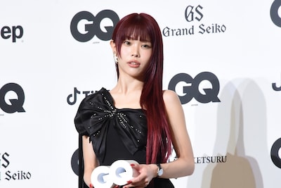 「GQ MEN OF THE YEAR 2025／20th Anniversary」ブレイクスルー・アーティスト賞を受賞したアイナ・ジ・エンド