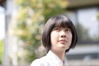 「ただいまって言える場所」新場面写真。川口真奈演じる“原因不明の不登校”状態の中学生・月岡千花