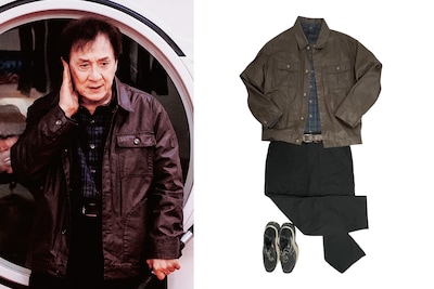 左からジャッキー・チェン演じる黄徳忠、黄徳忠の衣装