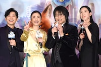 「ズートピア2」前夜祭舞台挨拶にて、左から下野紘、上戸彩、森川智之、江口のりこ