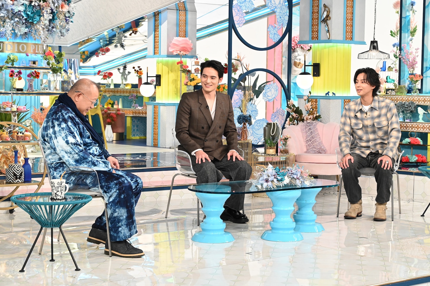 「A-Studio+」12月5日放送回の様子。左から笑福亭鶴瓶、水上恒司、藤ヶ谷太輔