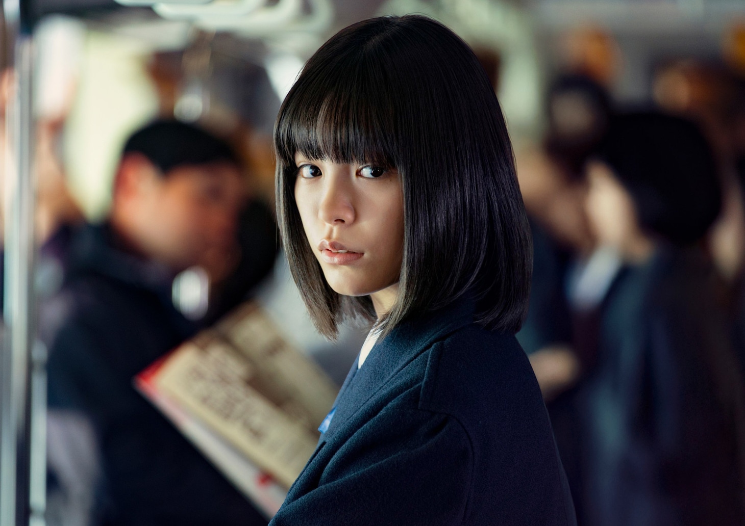 「人はなぜラブレターを書くのか」より、當真あみ演じる学生時代の小野ナズナ