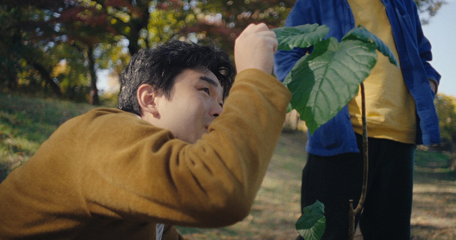 「外と」場面写真