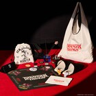 「ストレンジャー・シングス」と3COINSがコラボ、ポーチやマグカップなど発売