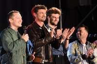 左からイライジャ・ウッド、カール・アーバン、ジャック・クエイド、ダニエル・ローガン