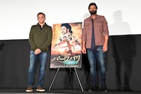 「バーフバリ エピック4K」舞台挨拶の様子。左からショーブ・ヤーララガッダ、プラバース