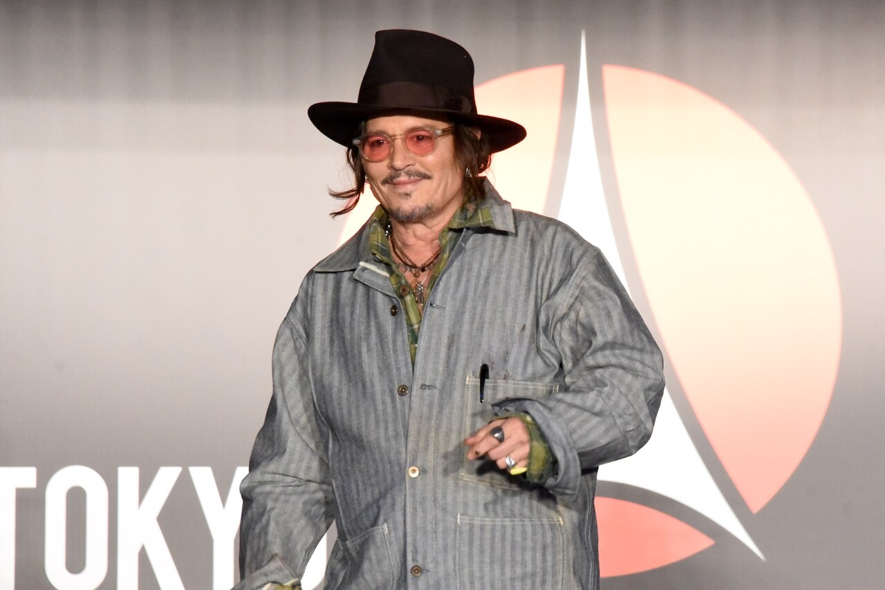 「東京コミコン2025」のセレブステージに登場したジョニー・デップ