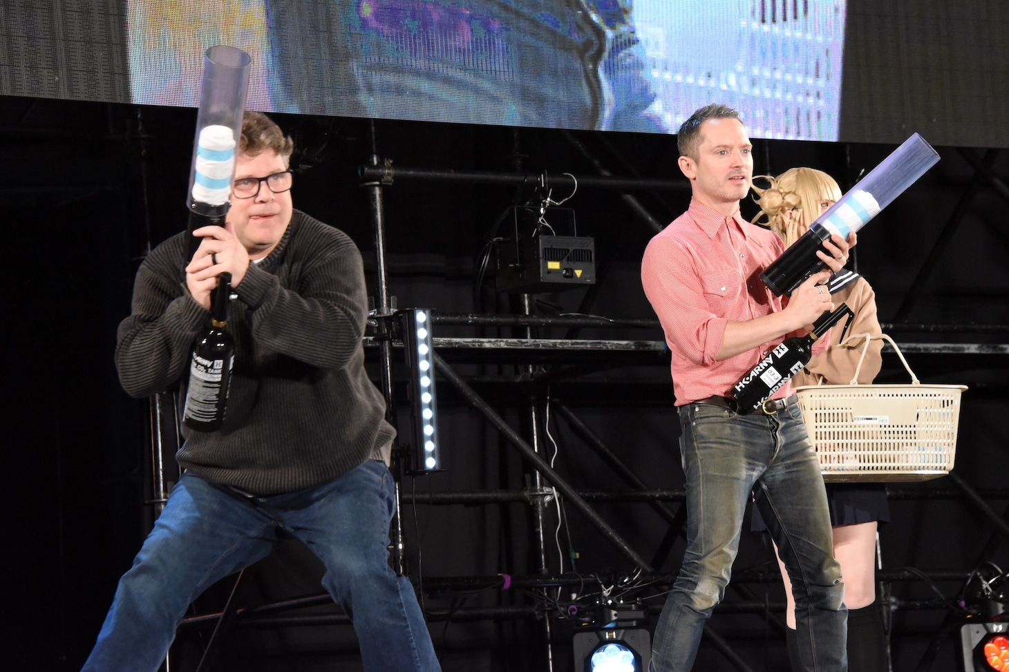 左からショーン・アスティン、イライジャ・ウッド