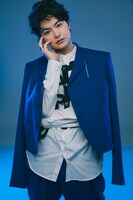 「one -瀬戸康史20th Anniversary Book‐」掲載カット