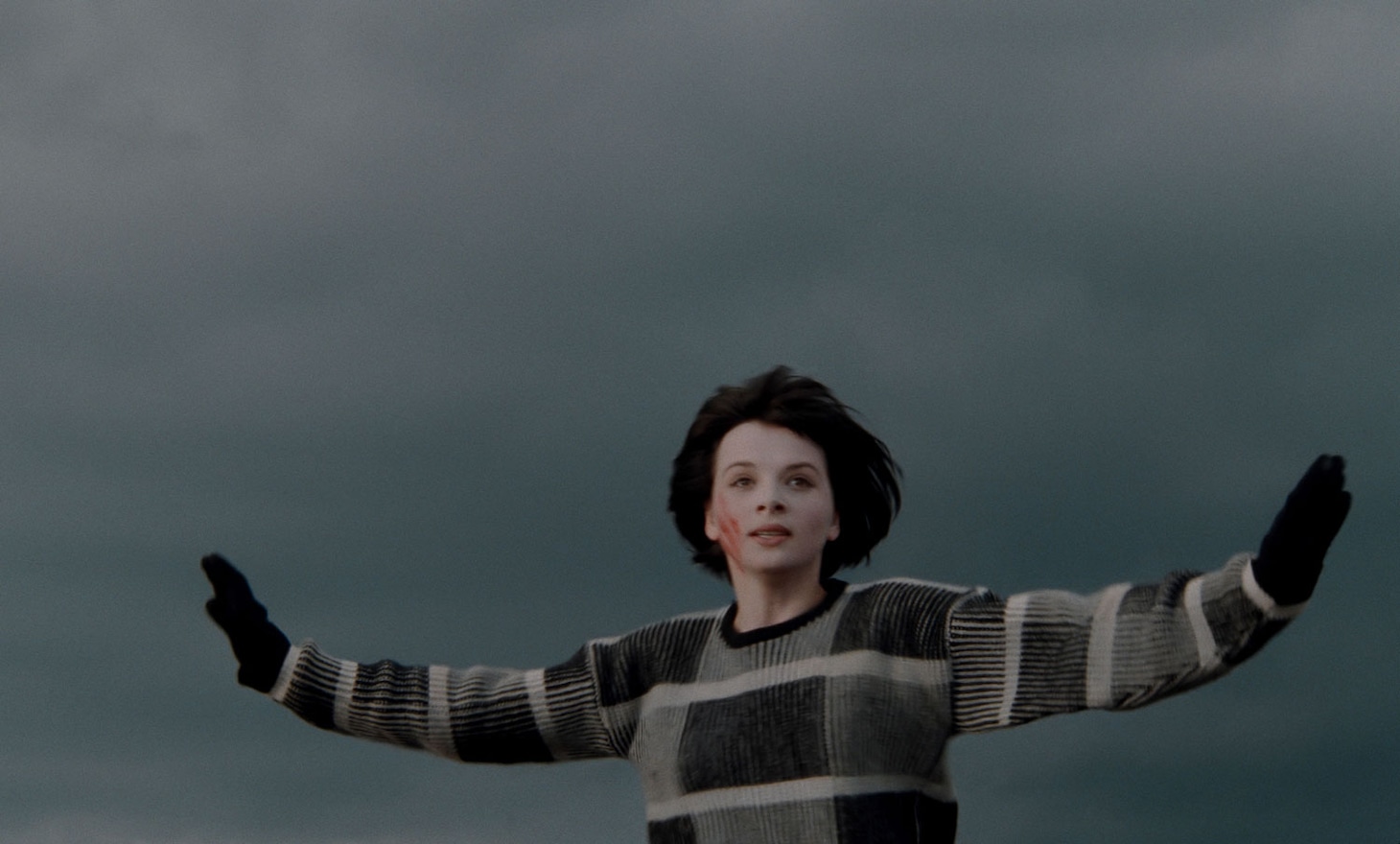 映画「汚れた血 4Kレストア版」場面写真