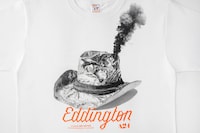 「エディントンへようこそ」日本オリジナルTシャツ（ホワイト / 税込7700円）