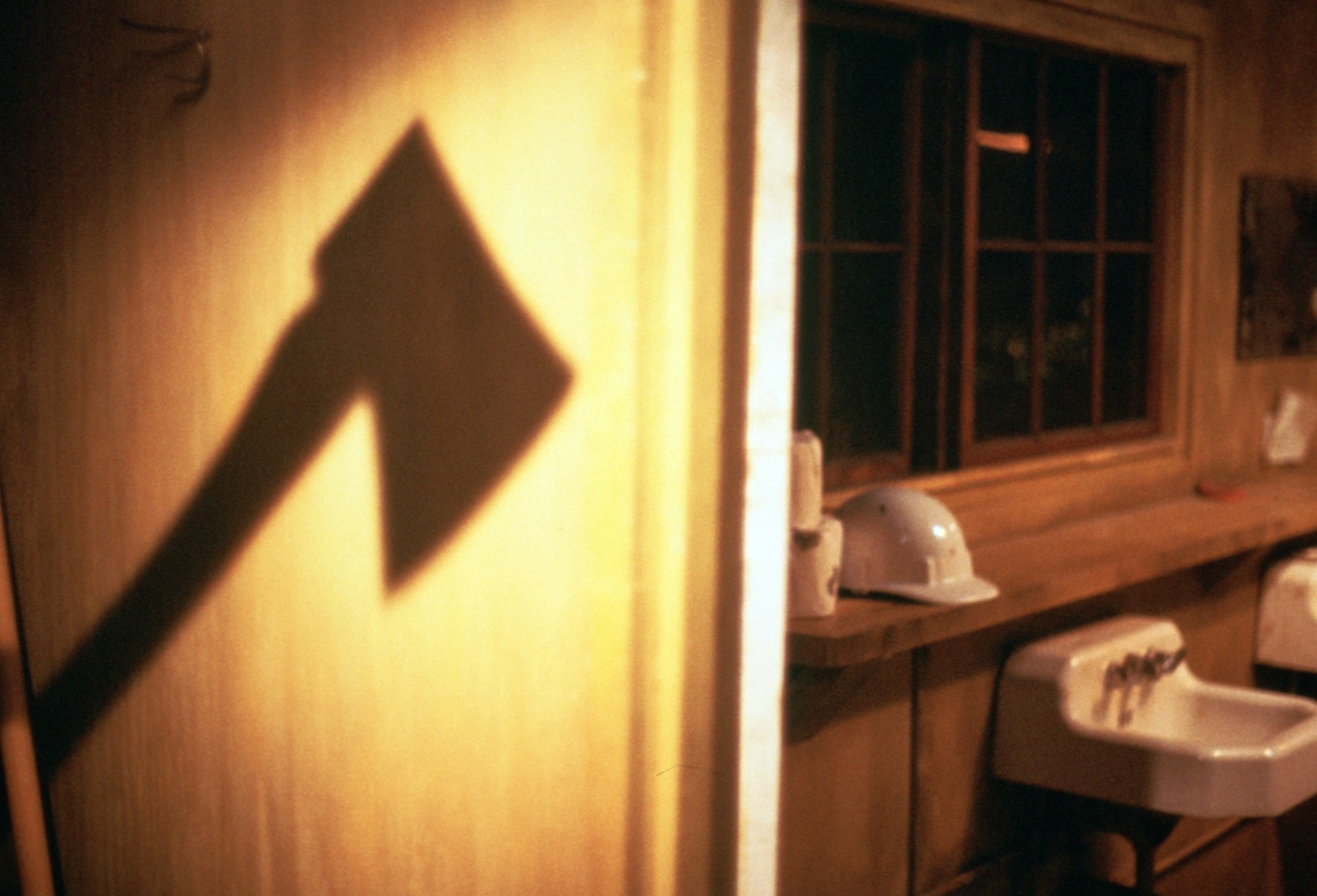 「13日の金曜日」場面写真