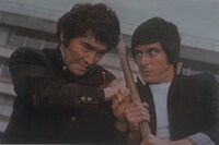 「非情学園ワル」主演の谷隼人（右）Ⓒ東映