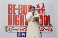 MCを務めた、K-MIXアナウンサーの牧村一穂（撮影：菊池茂夫）