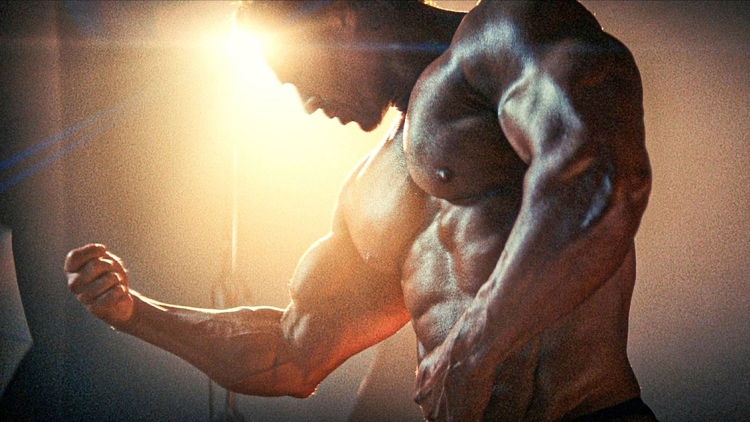 映画「ボディビルダー」場面写真