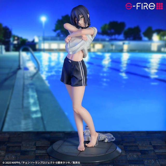 S-FIRE「劇場版『チェンソーマン レゼ篇』フィギュア レゼ」（税込2万2000円）。服の皺や足の指など細部までこだわっている
